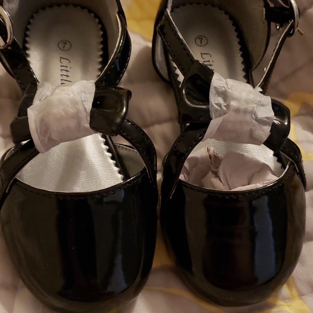 Size 7 Toddler shoes